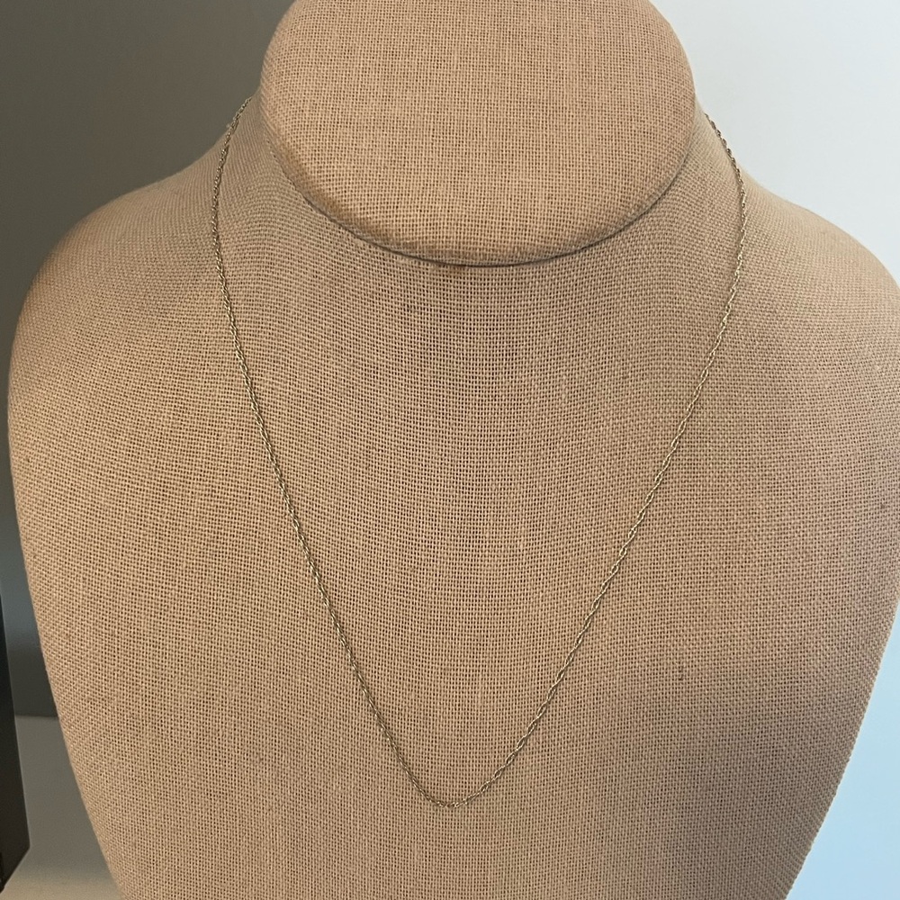 Vantel Pearls Chain